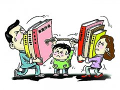 家長(cháng)和老師友好關(guān)系是家庭教育的重要工作
