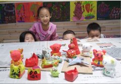 真愛(ài)孩子的父母會(huì )怎樣給孩子一個(gè)幸福的童年？