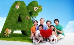 單親爸爸您送給孩子禮物背后的愛(ài)孩子接收到嗎？