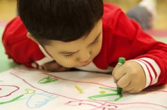 對你愛(ài)的人說(shuō)“我愛(ài)你”而且不要讓他們等太久